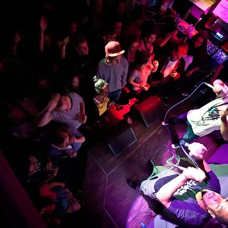Hotel Albani Bar Of Music Винтертур Екстериор снимка